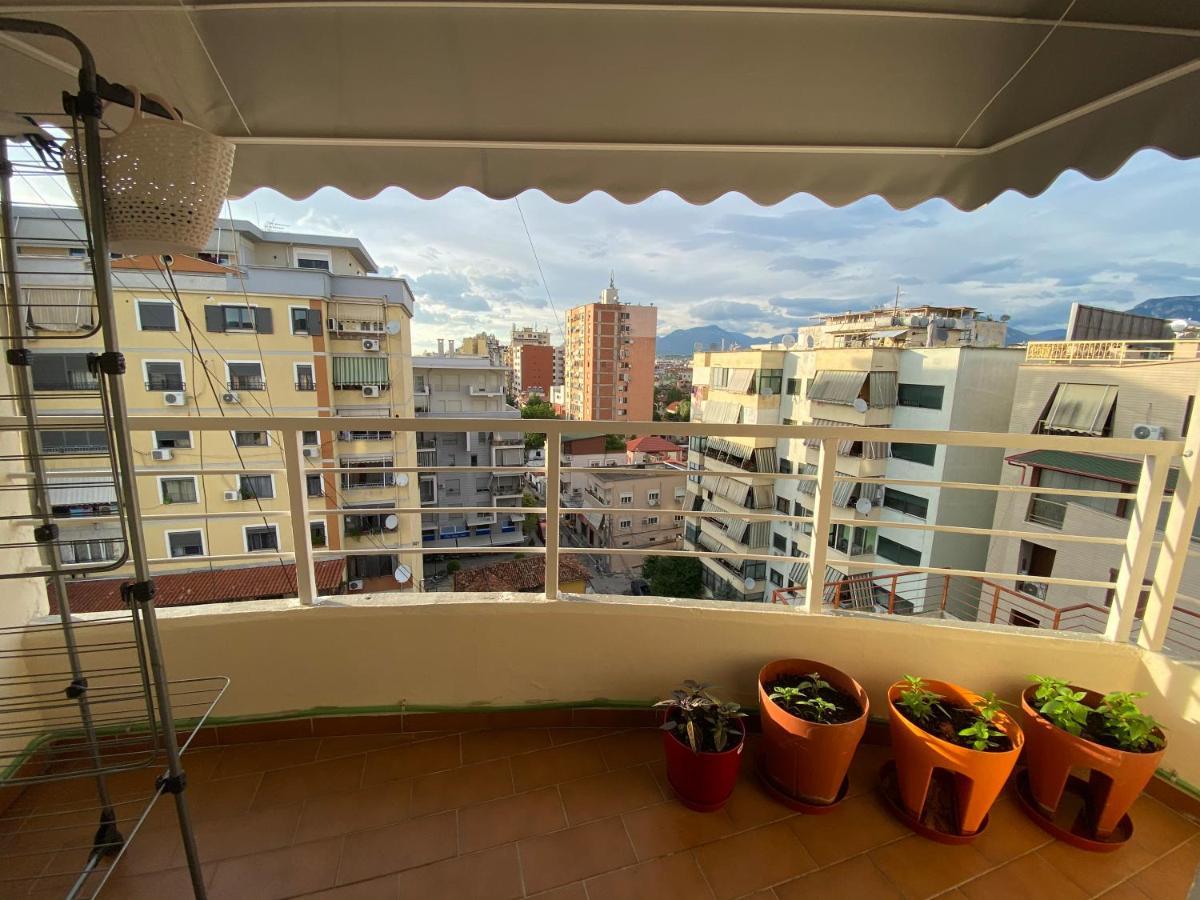 Era'S Apartment Тирана Екстериор снимка